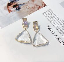 Load image into Gallery viewer, Diana Earrings - Shades of Beautii Collection